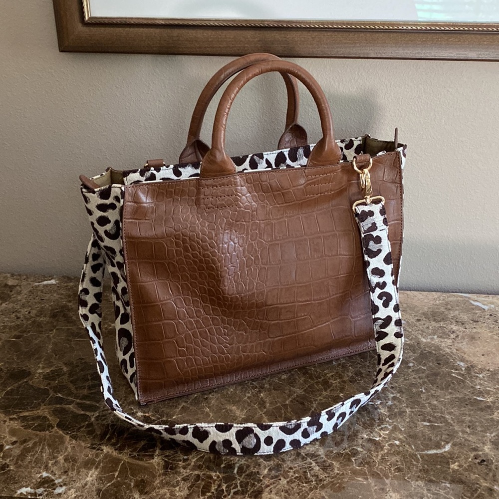 Chico’s Large Handbag w/ Removable Crossbody Strap in Animal Print, NEW w/o Tags